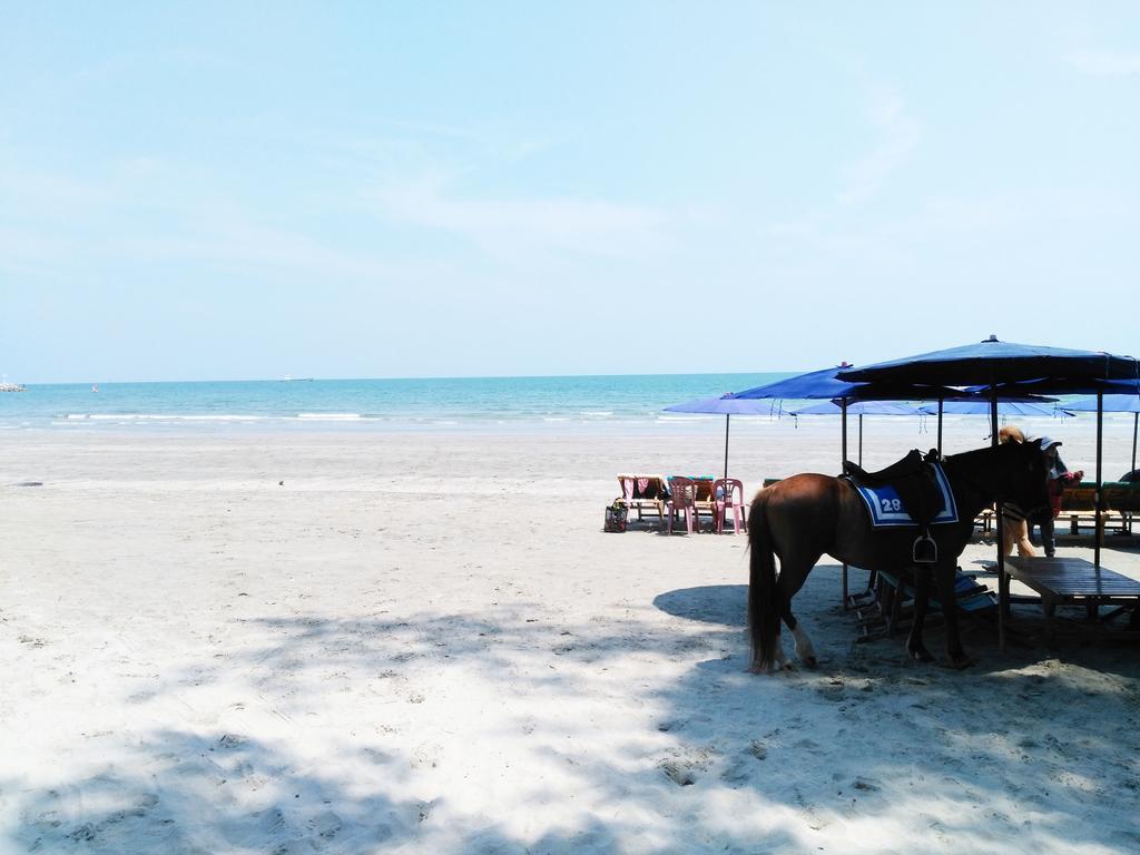 Autumn Hua Hin - The Sunset Room Exterior photo