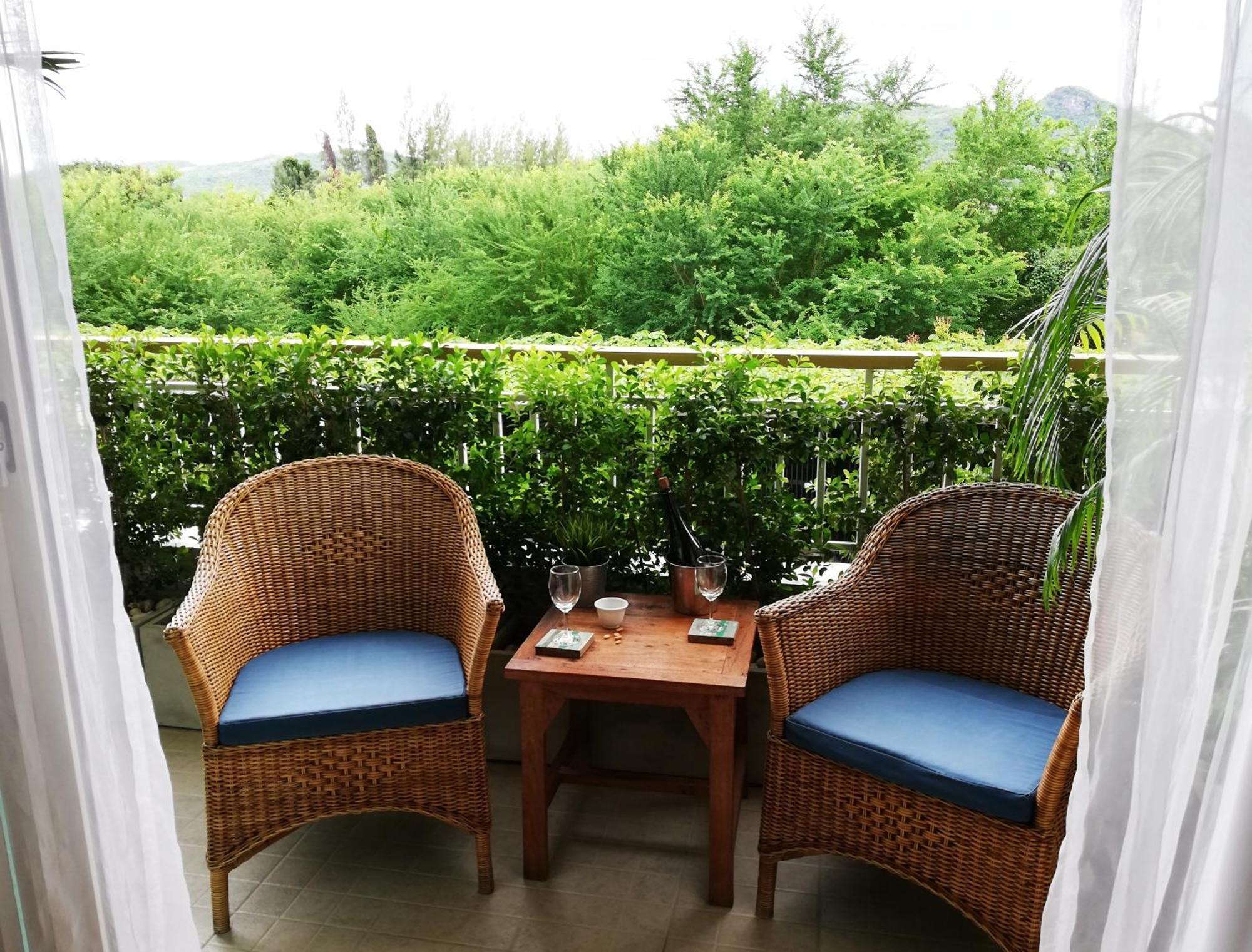 Autumn Hua Hin - The Sunset Room Exterior photo
