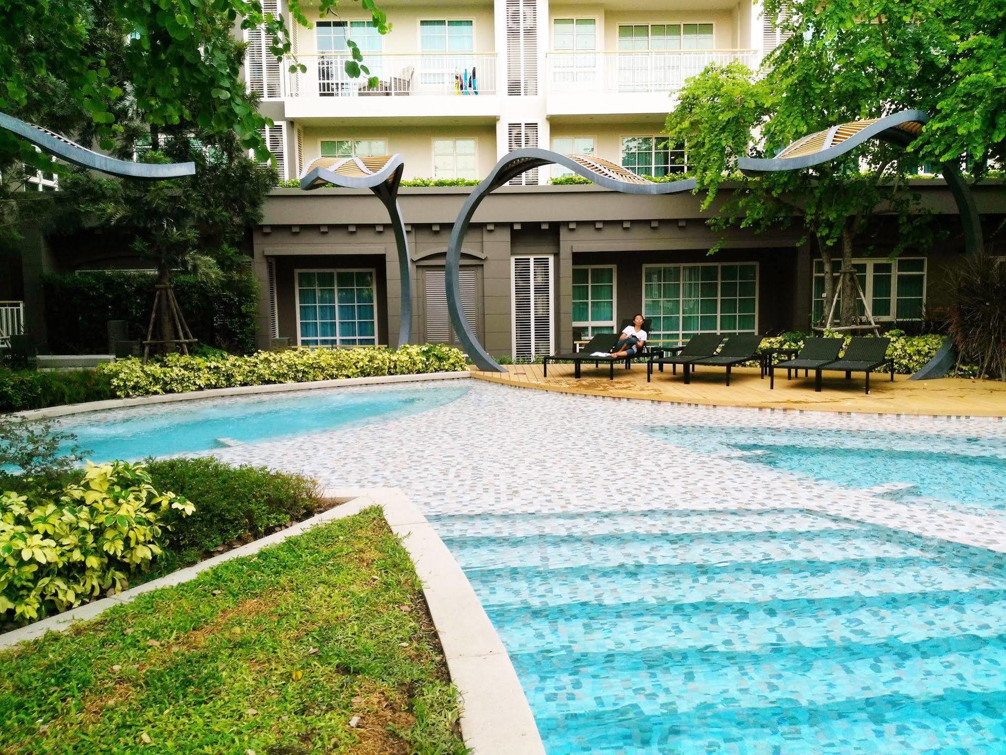 Autumn Hua Hin - The Sunset Room Exterior photo